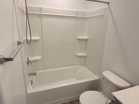 4th image of 434 W 1820 S