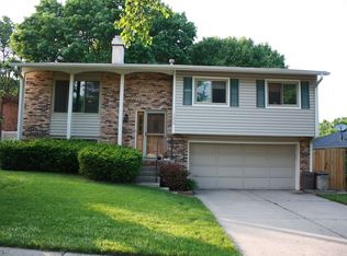7330 Willow Ave, Lincoln, NE 68507