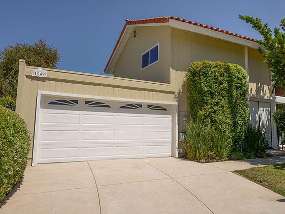 3rd image of 1049 Elfstone Ct