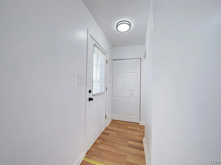 35030 Michelle Dr — Photo 25