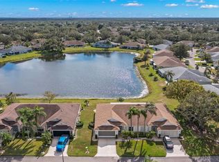 2226 Olive Branch Dr, Sun City Center, FL 33573