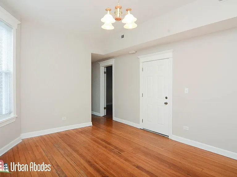 2143 W Chicago Ave #3 — Photo 4