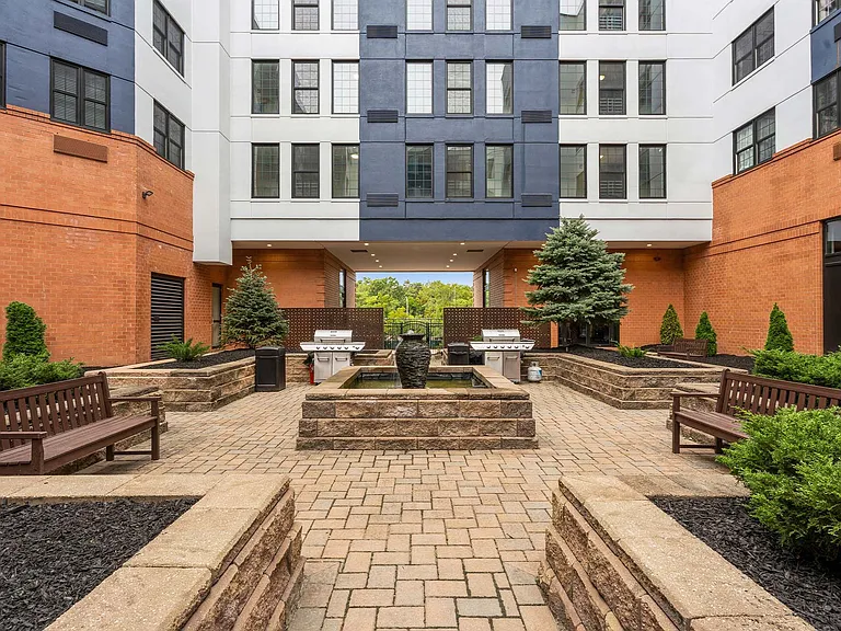 Parc at Lyndhurst — Photo 16