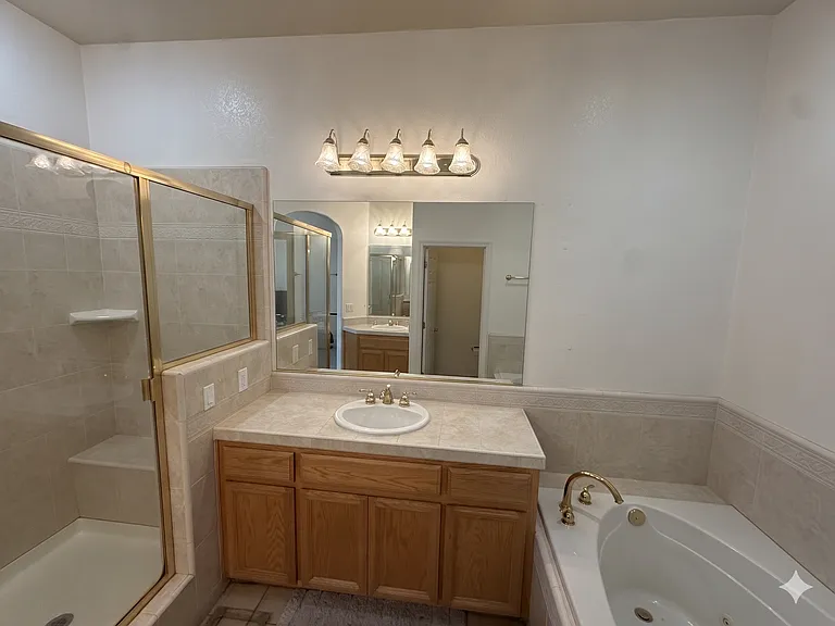 7201 Queen Isabella Ct — Photo 6