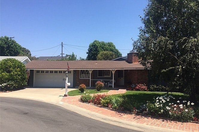 2nd image of 608 Aldean Pl