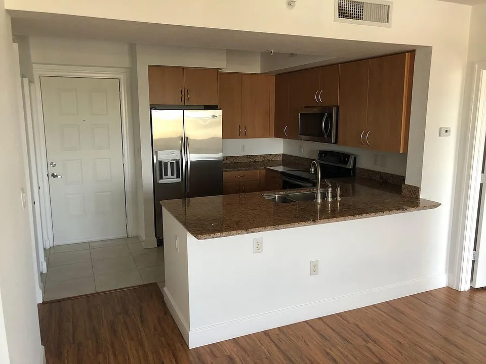 1830 Radius Dr #1009