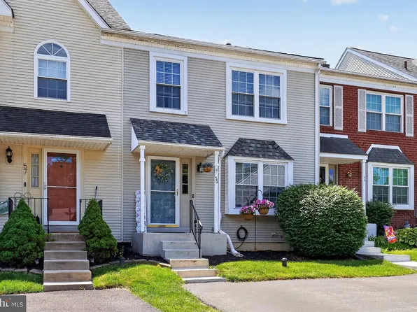56 Victoria Dr, Aston, PA 19014