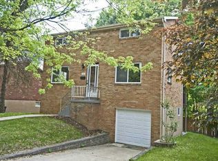 326 Shenandoah Dr, Pittsburgh, PA