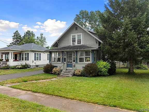 3rd image of 417 Franklin St