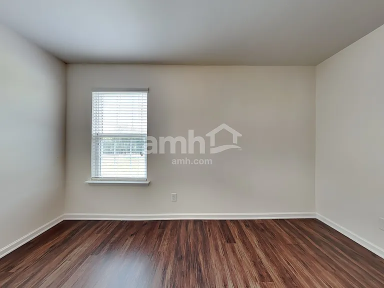 5888 Odenton Ln — Photo 10