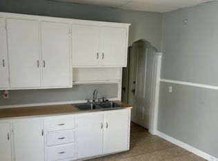 18 Laurel Ave #7, Auburn, ME 04210