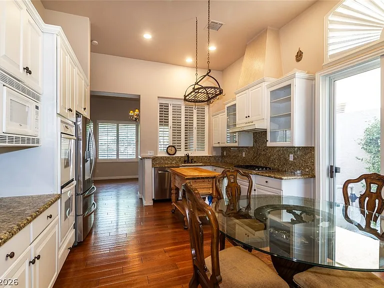 2215 Scarlet Rose Dr — Photo 19