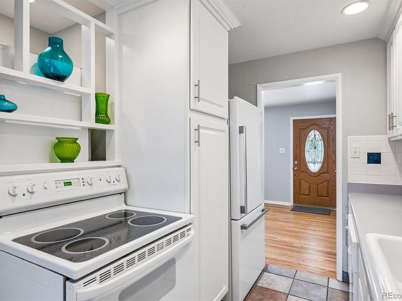 3rd image of 2689 S Meade Street
