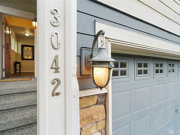 5th image of 3042 Belmonte Ln