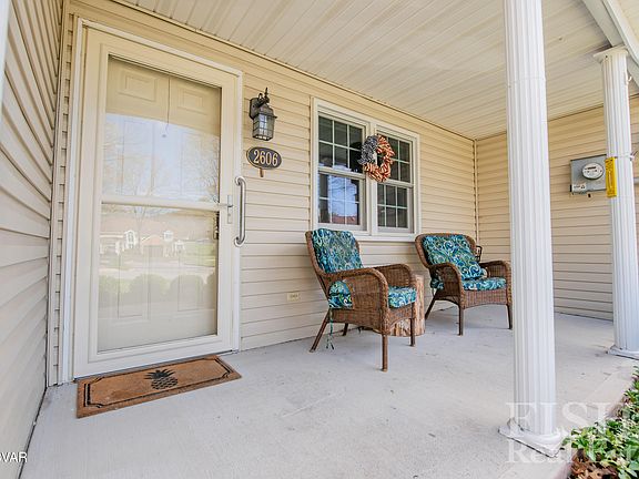 5th image of 2606 Haas Ln