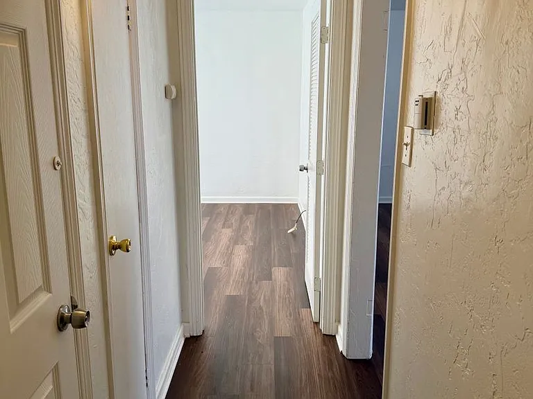422 N Glenn Ave — Photo 5