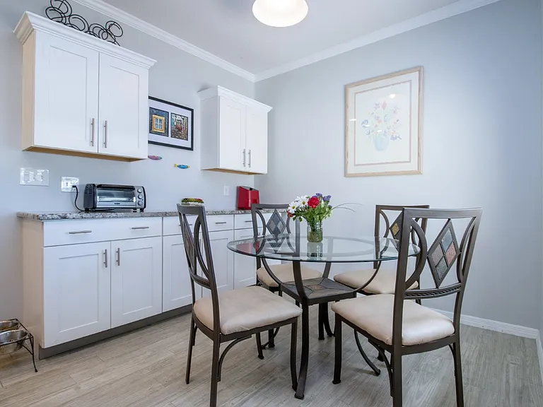 5920 Driftwood Ave — Photo 38