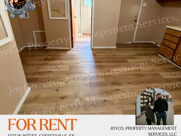 1322 W 10th St — Photo 13