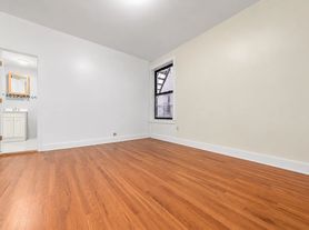 666 Hancock St