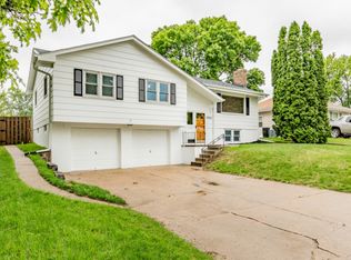 12221 Orchard Ave, Omaha, NE 68137