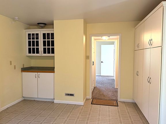 4th image of 914 Cass Ave
