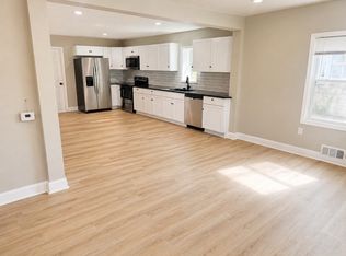 1524 E 51st St, Kansas City, MO 64110