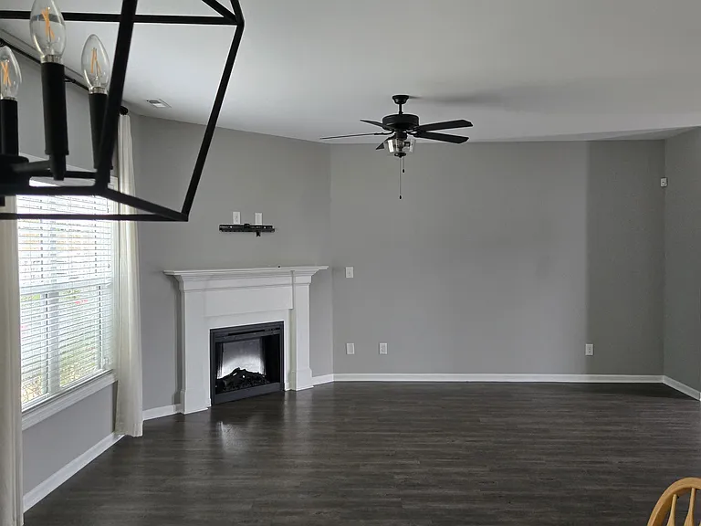 143 Ledgebrook Ln — Photo 15