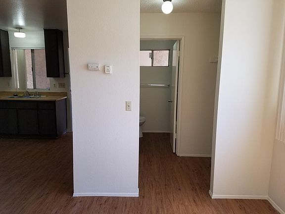 3rd image of 1924 West Dr APT 7