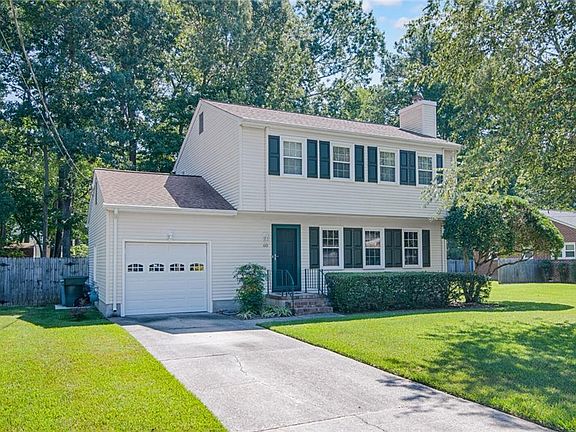 3rd image of 60 Harris Creek Rd