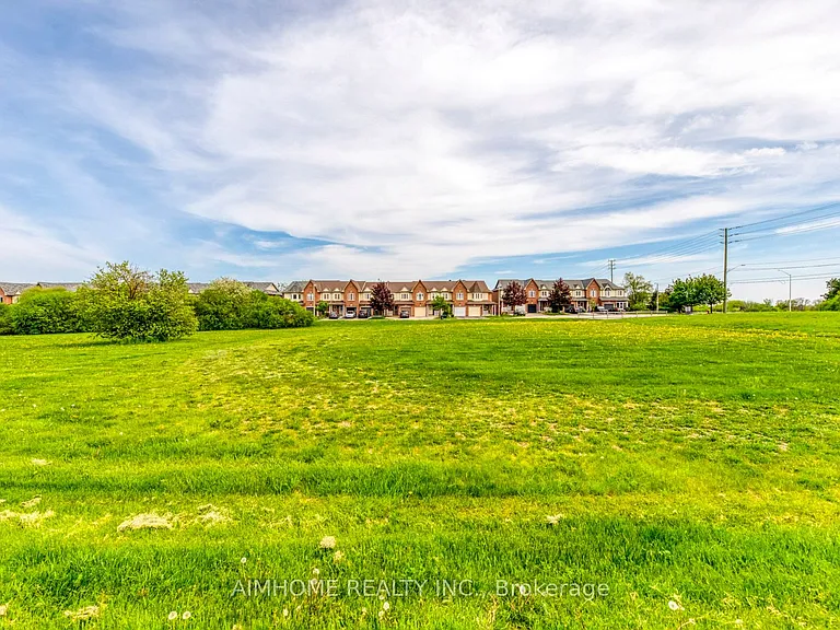 340 Kittridge Rd — Photo 35