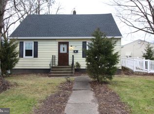 1 Locust Rd, Bordentown, NJ 08505