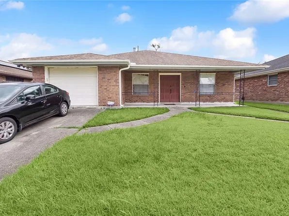 7131 E Renaissance Ct, New Orleans, LA 70128