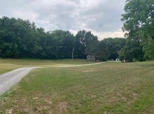 949 Clem Cir, Shelbyville, TN 37160