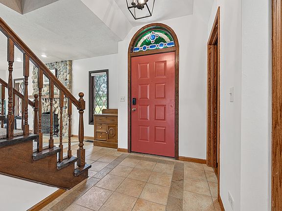 4th image of 4511 Hanover Dr
