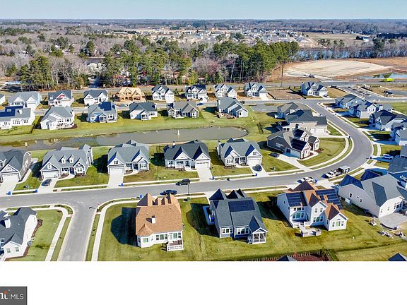 5th image of 24160 Bunting Cir