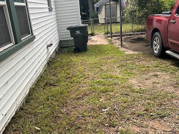 2nd image of 803 N 8th St