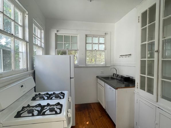 7820 Saint Charles Ave #3