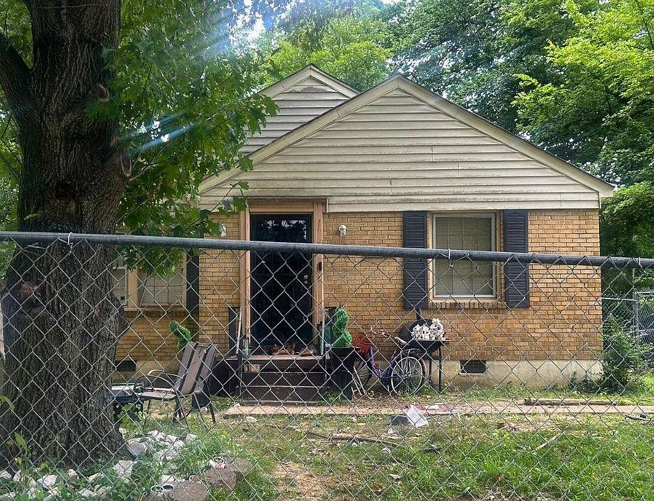 1st image of 1156 Panama St