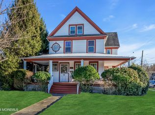 464 River Rd, Fair Haven, NJ 07704