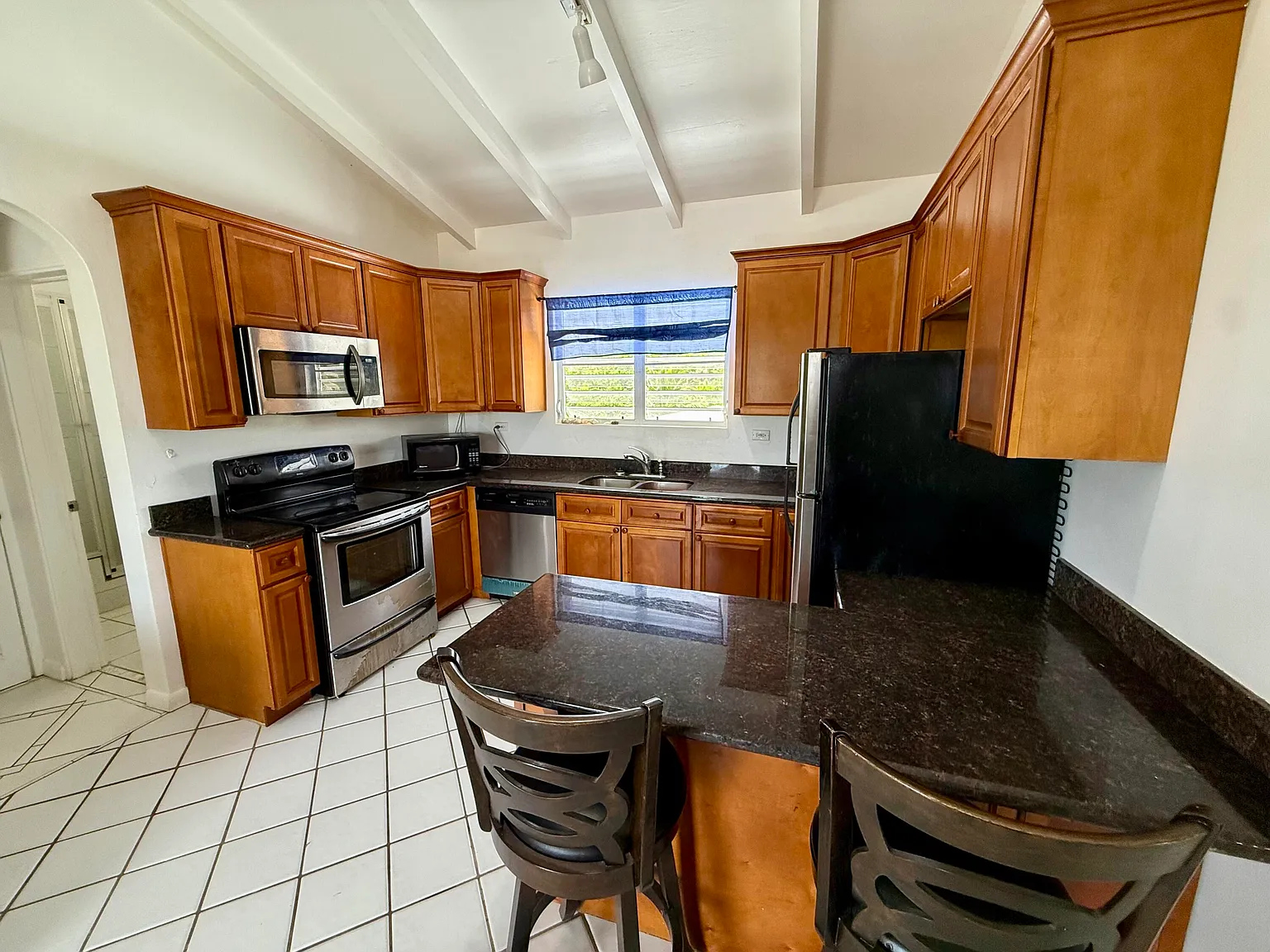 2 bed, $2,000 — Photo 3