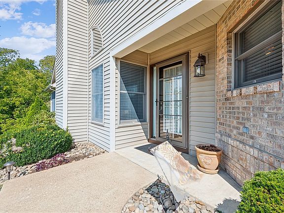 3rd image of 1504 Hunt Club Dr