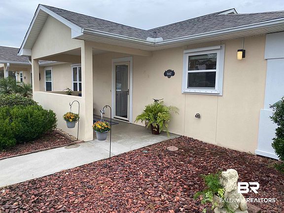 2nd image of 9447 Villas Dr #33B