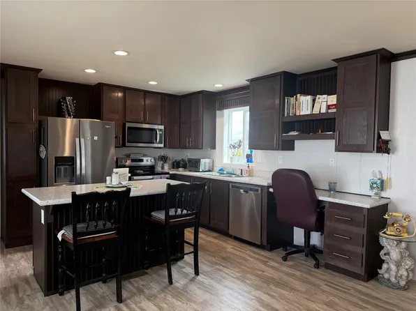 110 E Evergreen Dr Trailer 1, Kalispell, MT 59901