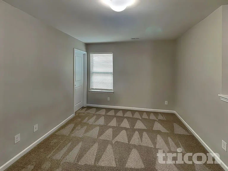 10020 Porta Ferry Dr — Photo 14