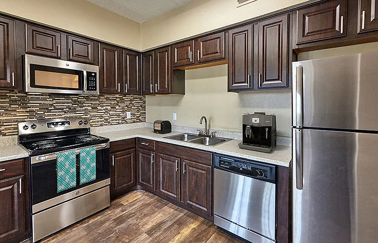Summers Landing Apartments — Photo 8