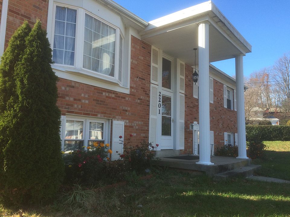 1st image of 2201 Brunswick Ct