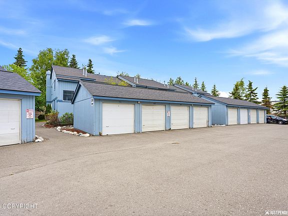 3rd image of 2240 Sentry Dr APT C408