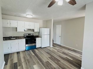 Cedar Crest Apartments, Waterloo, IA 50703