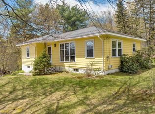 11 Clow Rd, Wolfeboro, NH 03894