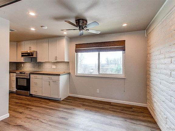 4th image of 1723 Robb St APT 19